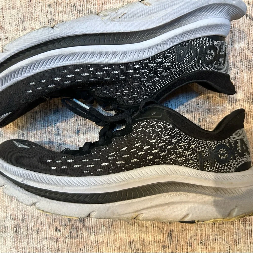 Hoka Kawana size 8.5 - Picture 3 of 4